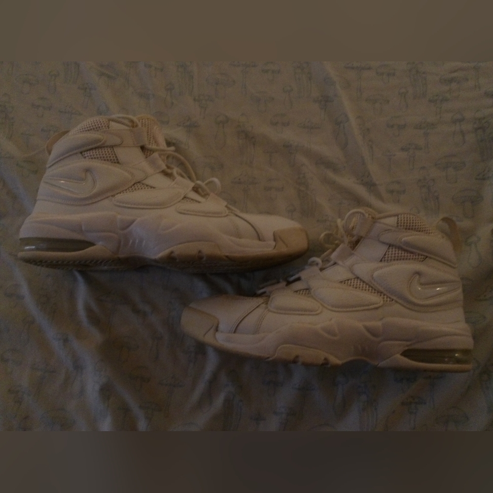 Nike AIR Tempo. All White. 2018. Size 10.5.